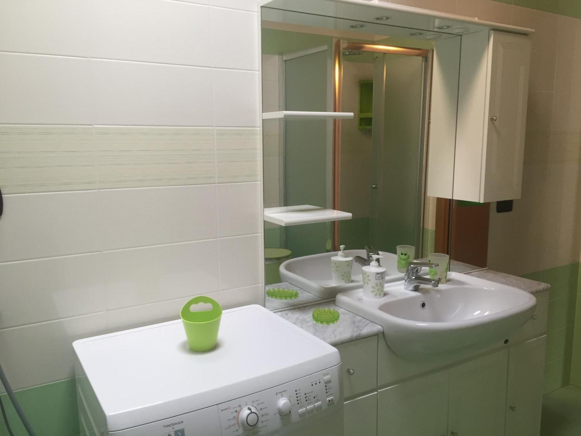 Jomary Apartment Bergamo Bagian luar foto